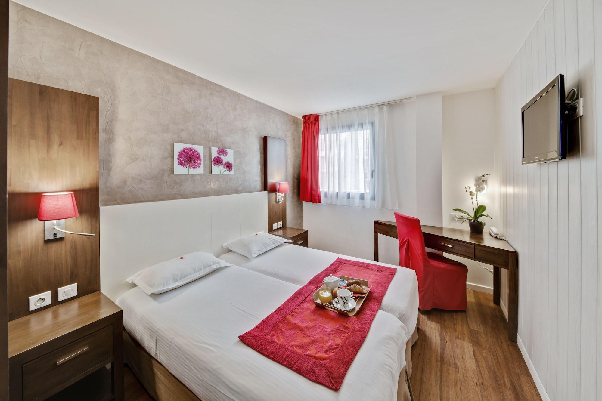Hotel Paris Pacific Paris-Villejuif- Pres Du Metro L'Hay Les Roses Ligne 14 - Direct Paris-Aeroport Orly Et Institut Gustave Roussi Luaran gambar