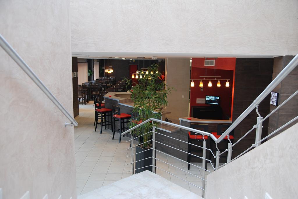 Hotel Paris Pacific Paris-Villejuif- Pres Du Metro L'Hay Les Roses Ligne 14 - Direct Paris-Aeroport Orly Et Institut Gustave Roussi Luaran gambar